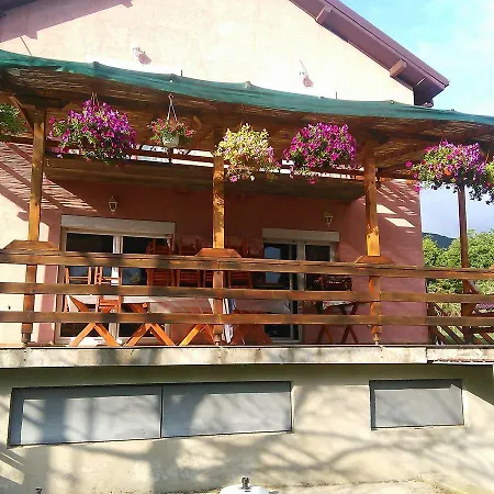 Etno Kujna Vila Elena * Üsküp