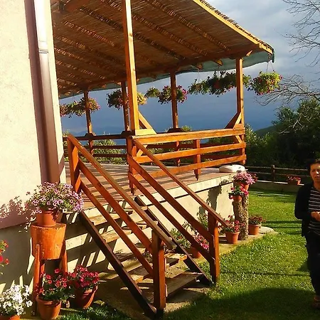 Etno Kujna Vila Elena Oda ve Kahvaltı *